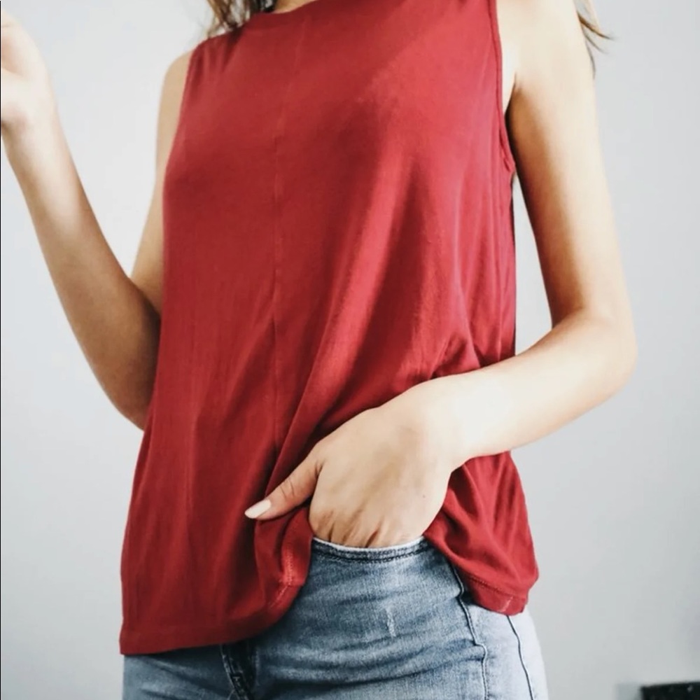 Ann Taylor Maroon Sleeveless Top